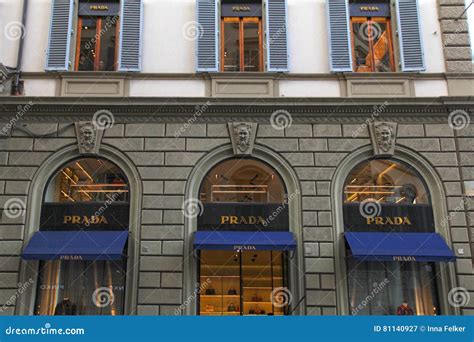 magasin usine prada florence